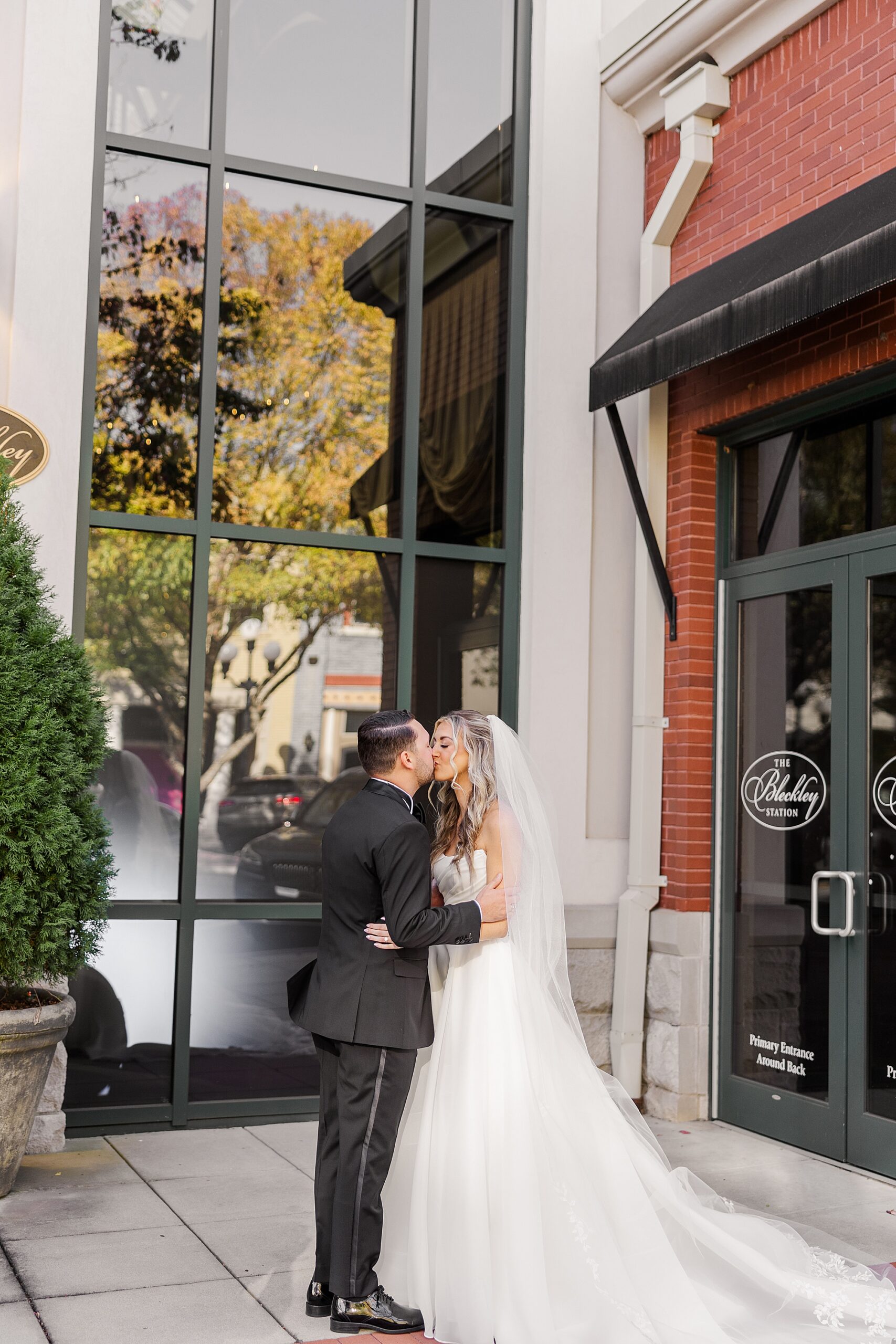Wedding at Bleckley Station — Katie Jaynes Photography